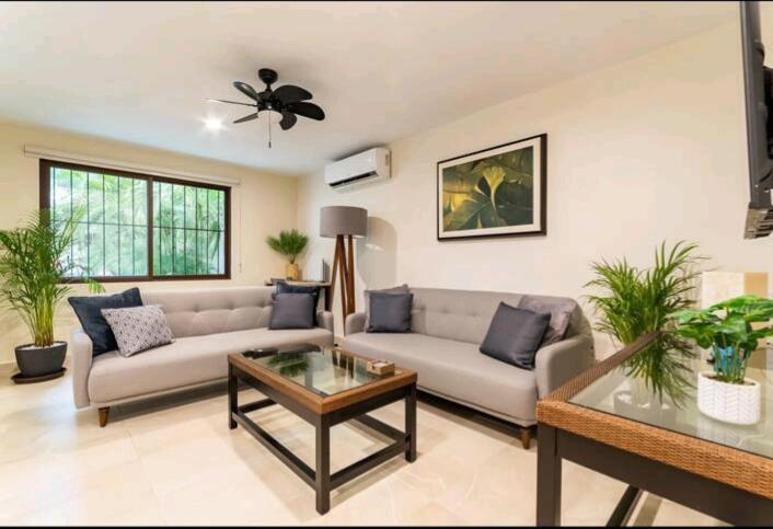 Departamento Centrico Y Moderno En Cancun. Ngoại thất bức ảnh